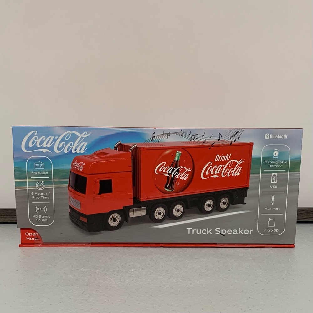 Coca-Cola Truck Shaped HD Blueooth Speaker with FM Radio-New